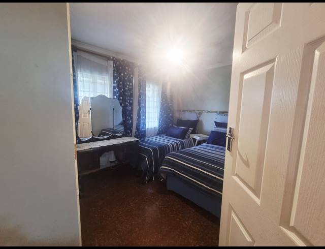 5 BEDROOM HOUSE FOR SALE IN RICHEM